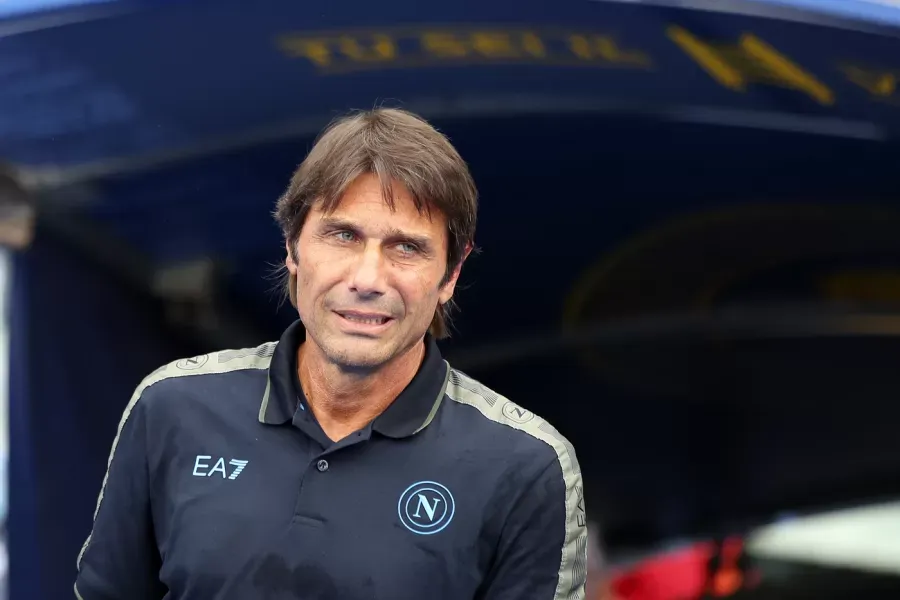 Il Napoli non tratta con la Juve, ma i bianconeri trattano con il Napoli: l’ultima operazione