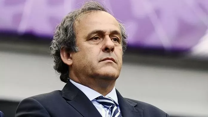 L'idea di Platini per cambiare il calcio: 'Serve maggiore spazio, bisogna togliere...'