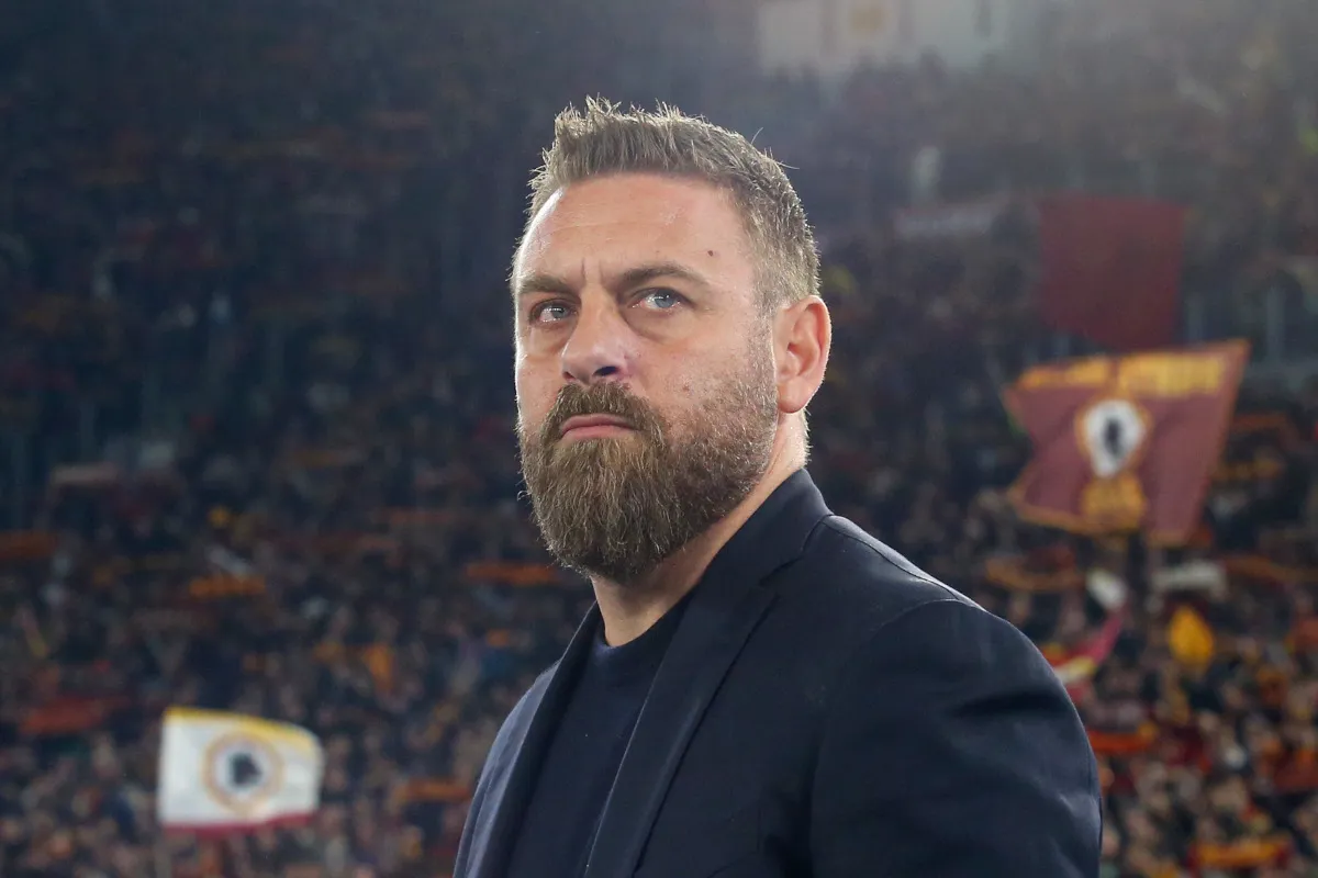 La Roma aspetta, De Rossi non più e agisce, Dybala riflette: i motivi