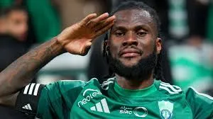 Mercato Juve, accelerata a centrocampo: tentativo per Kessie