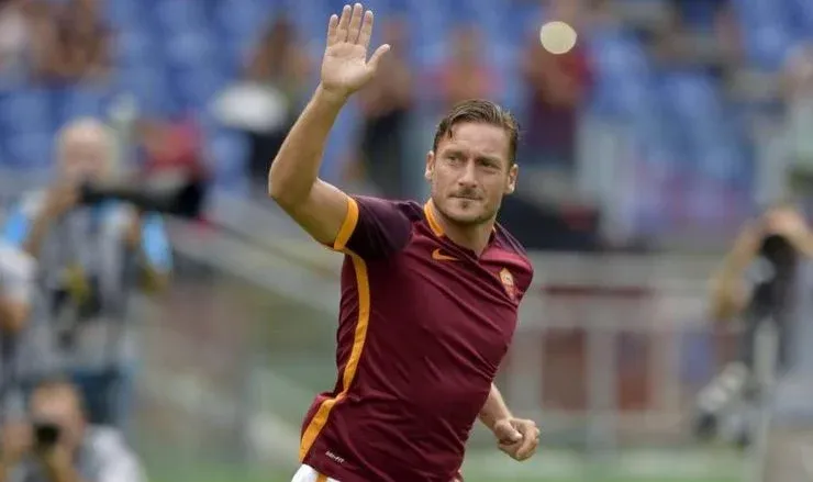 Totti e il ritorno in campo: oltre l'ironia, c'è un club di Serie A che ci sta pensando seriamente!