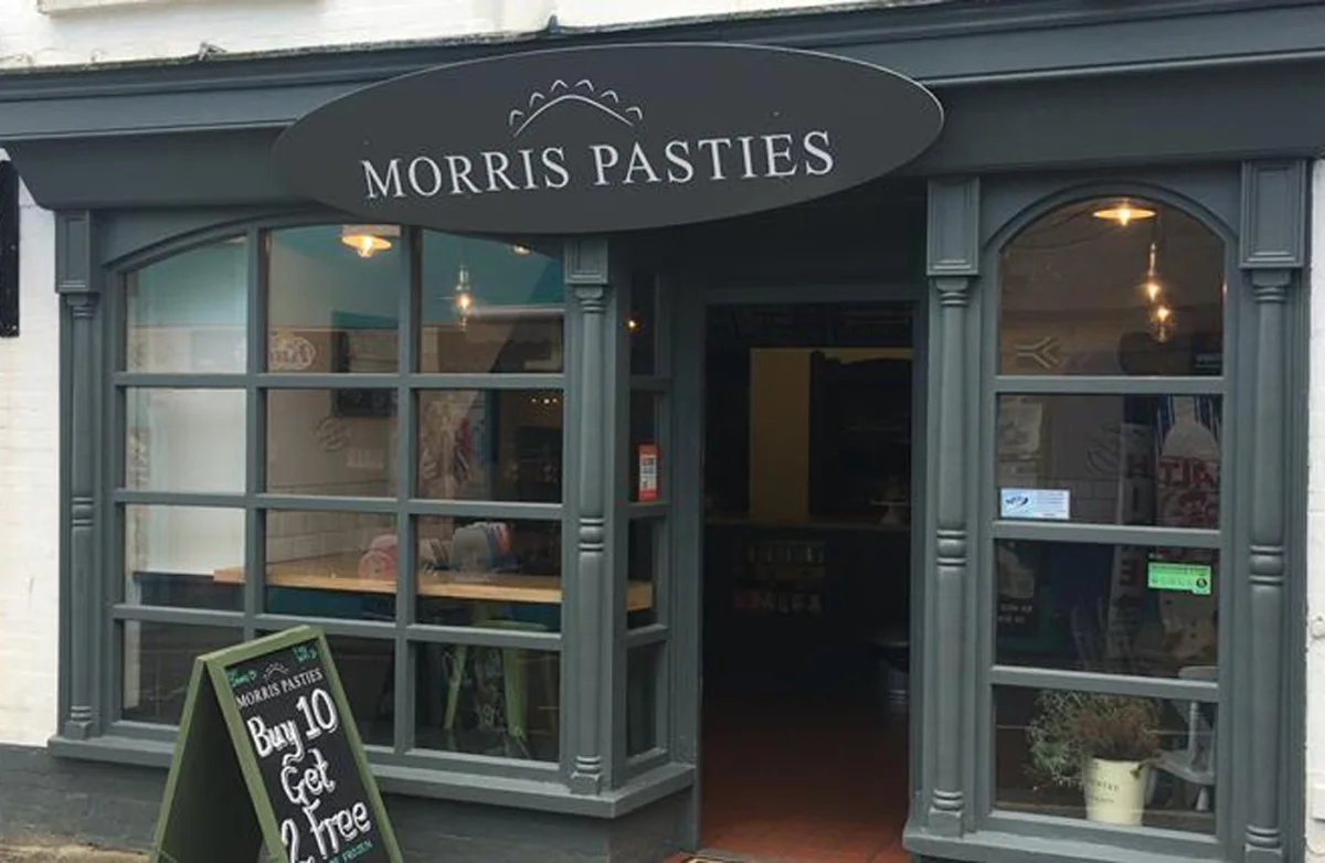 Dalla Premier League alla pasticceria: un ex giocatore ha messo le mani in “pasta”