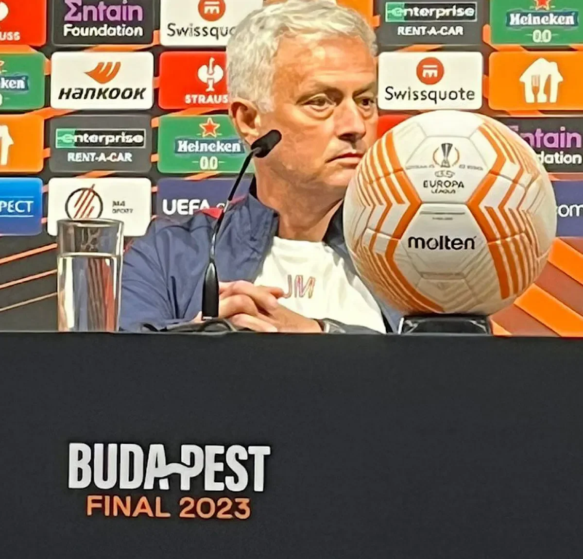 Mourinho si sfoga: “Io merito di più, anche i miei giocatori meritano di più. Sono stanco di…”