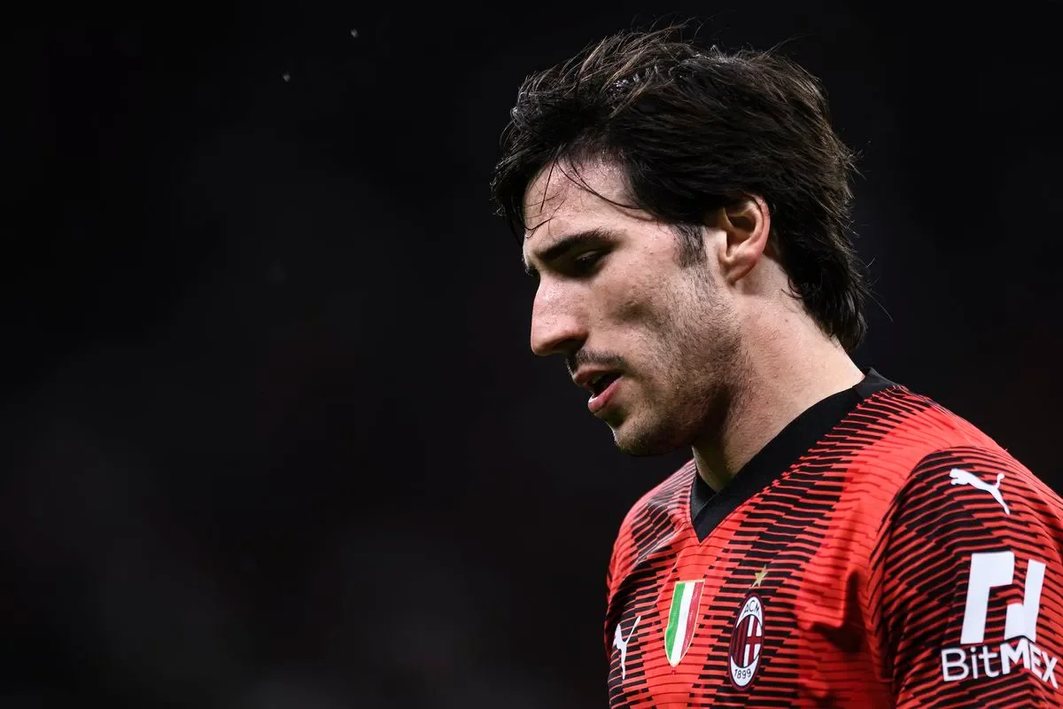 Milan, l'indiscrezione dall'Inghilterra: il sostituto di Tonali dallo United?