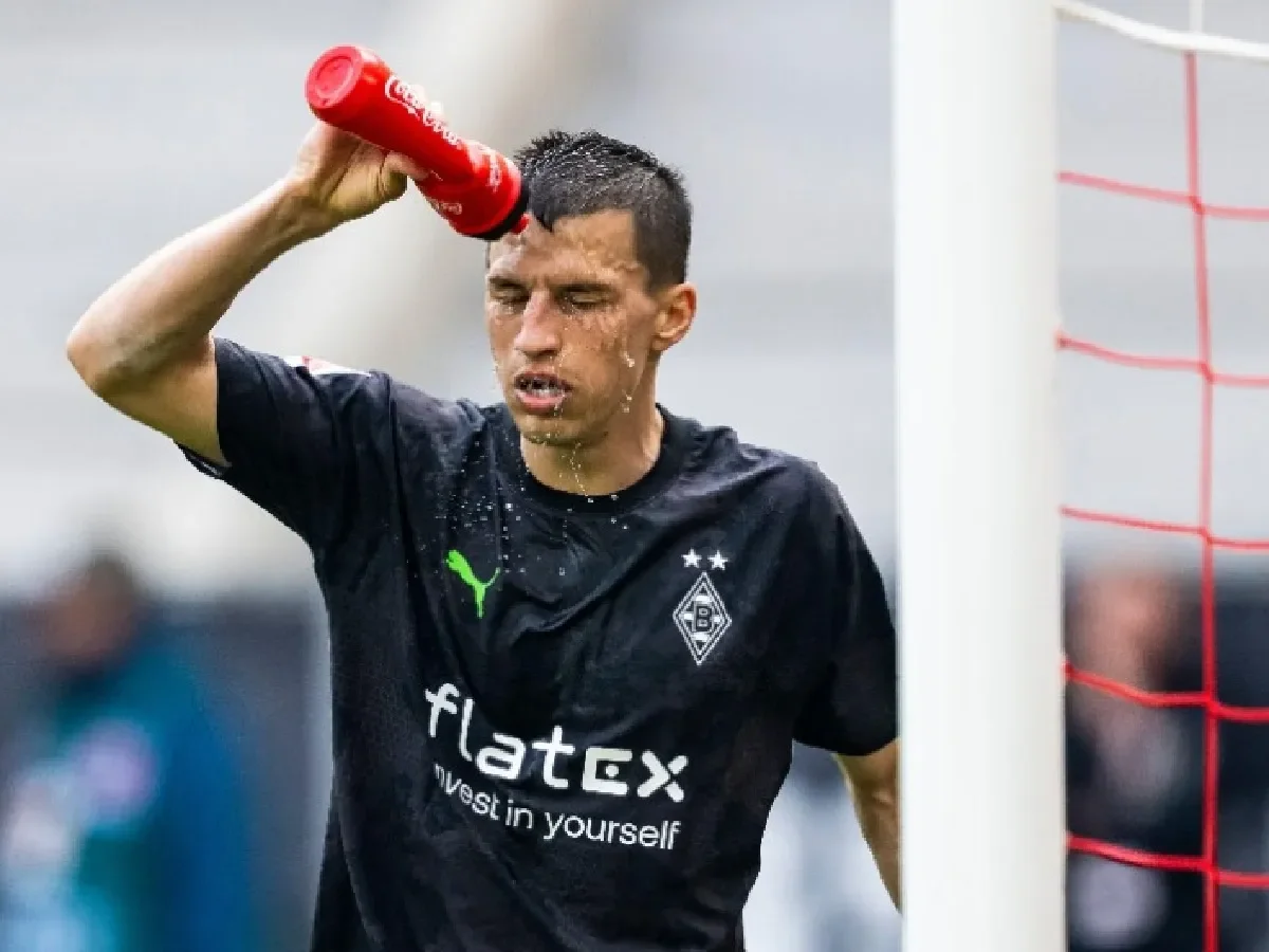 Borussia Monchengladbach, Lainer ha un tumore, il club commosso: “Manterremo la promessa"