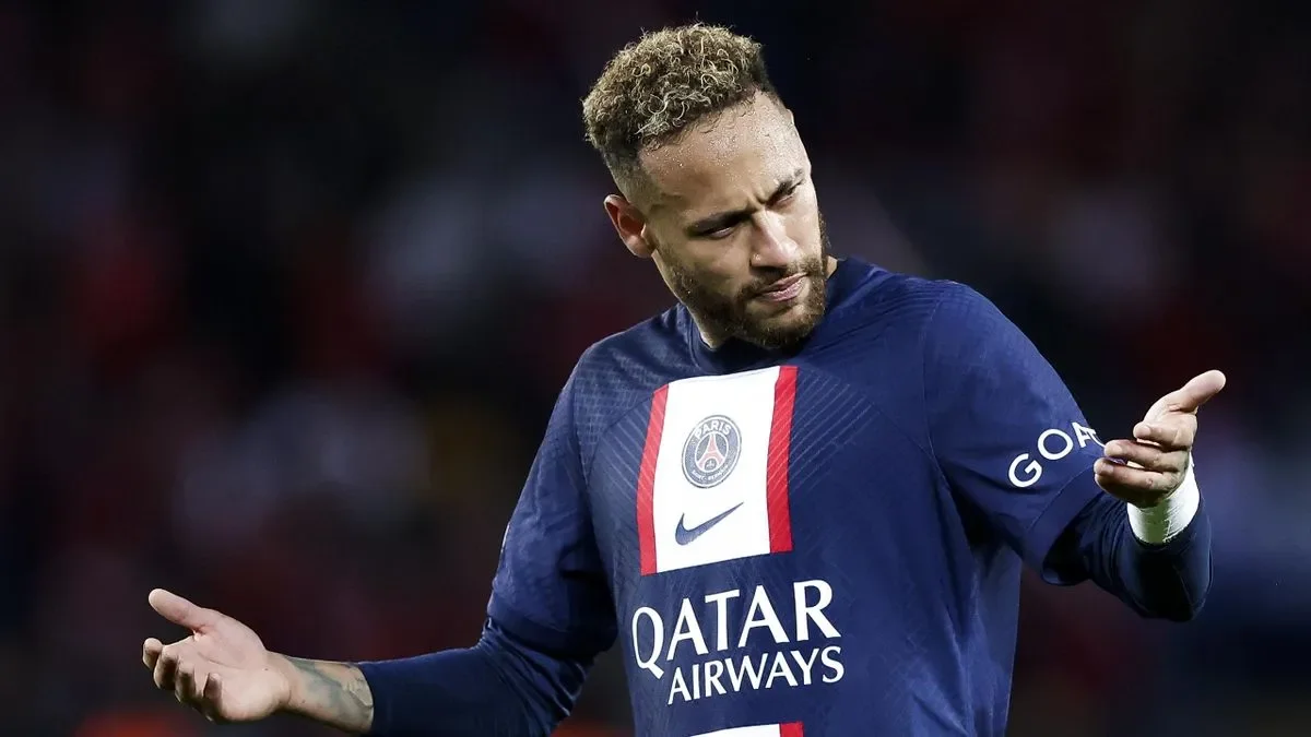 Luis Enrique punge Neymar, vento bollente a Parigi: la conferenza e le ultime