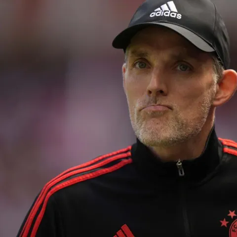 Tuchel risponde a De Ligt: “Non si cambiano spesso i centrali, lui deve…”
