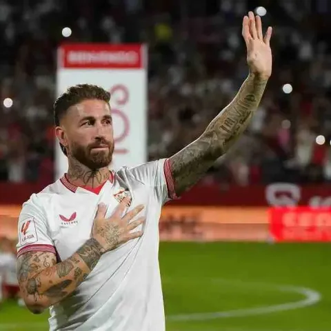Sergio Ramos salva il Siviglia in modo imprevedibile!