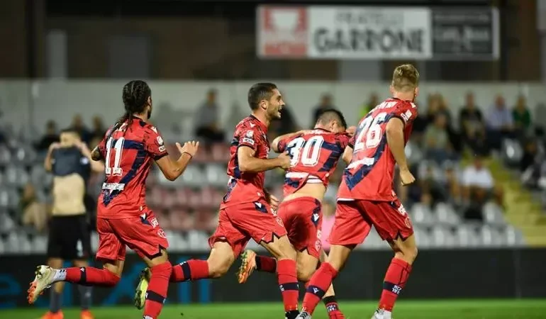 Girone A: colpo Padova nel finale, bene Vicenza e Trento