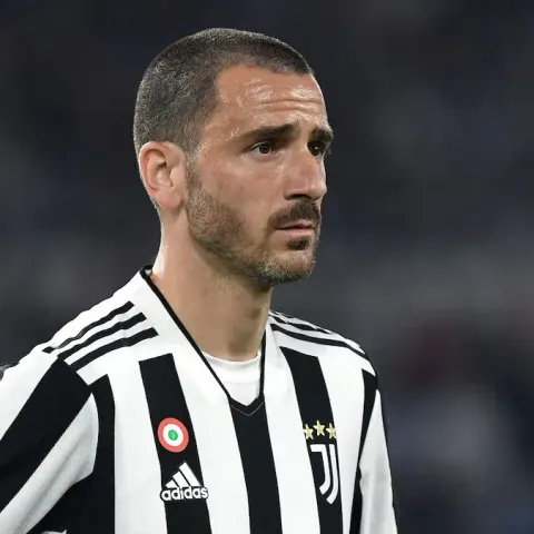 Caso Fagioli, Repubblica rivela: Bonucci e un collaboratore di Allegri nei guai...