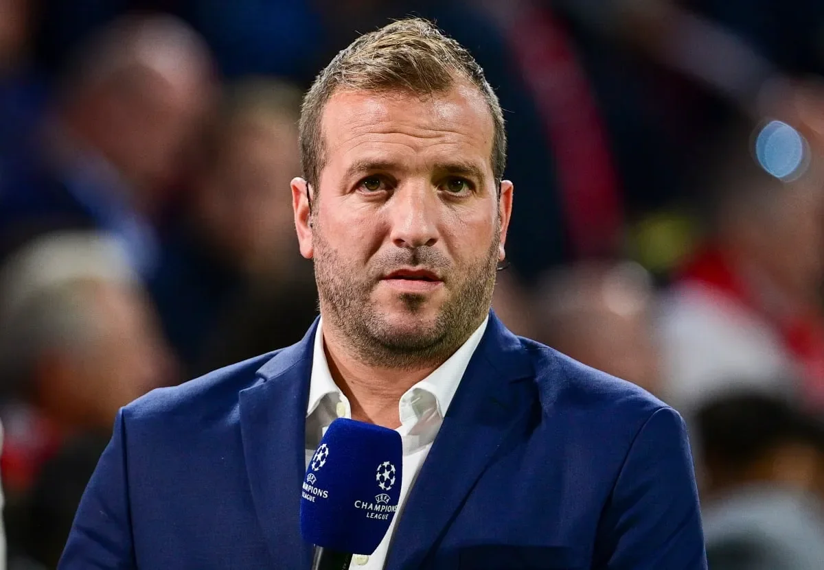 Van der Vaart durissimo sull’Ajax: “Squadra di m***a, non è accettabile che…”