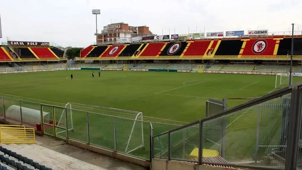 Serie C/C: domani Foggia-Latina, lunedì il derbyssimo Francavilla-Brindisi