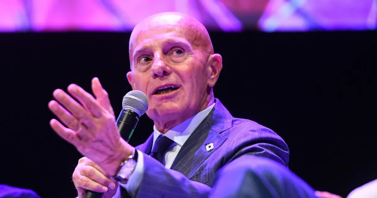 Sacchi e l'aneddoto su Berlusconi: 'Prima di morire facemmo la nostra gag. E su Van Basten...'
