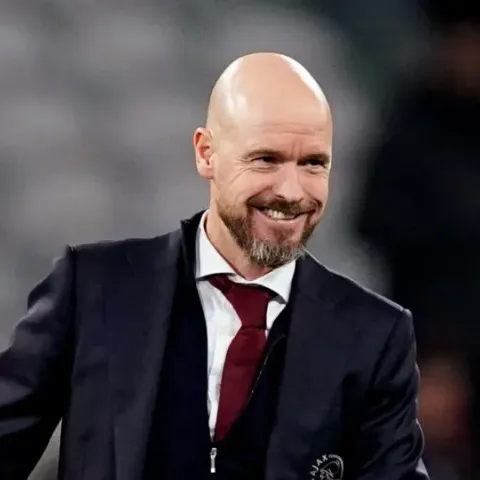 Manchester United, furia contro Ten Hag: 'E' un imbroglione, e pensare che Ronaldo...'