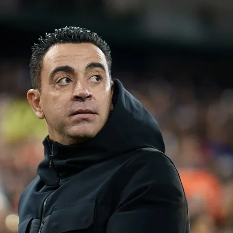 Barcellona, Xavi contro un senatore: 'Corri per una volta...'