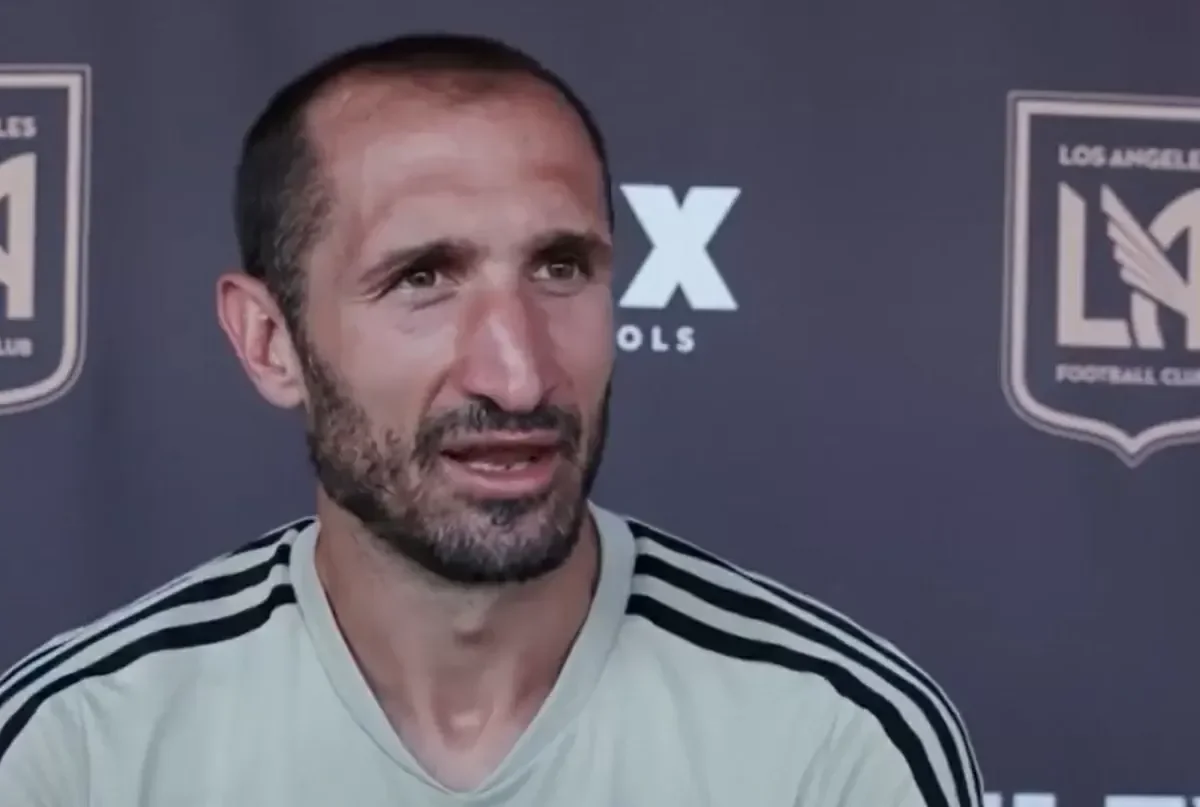 Chiellini esalta l'interista: 'E' il miglior difensore italiano, tra i top europei'