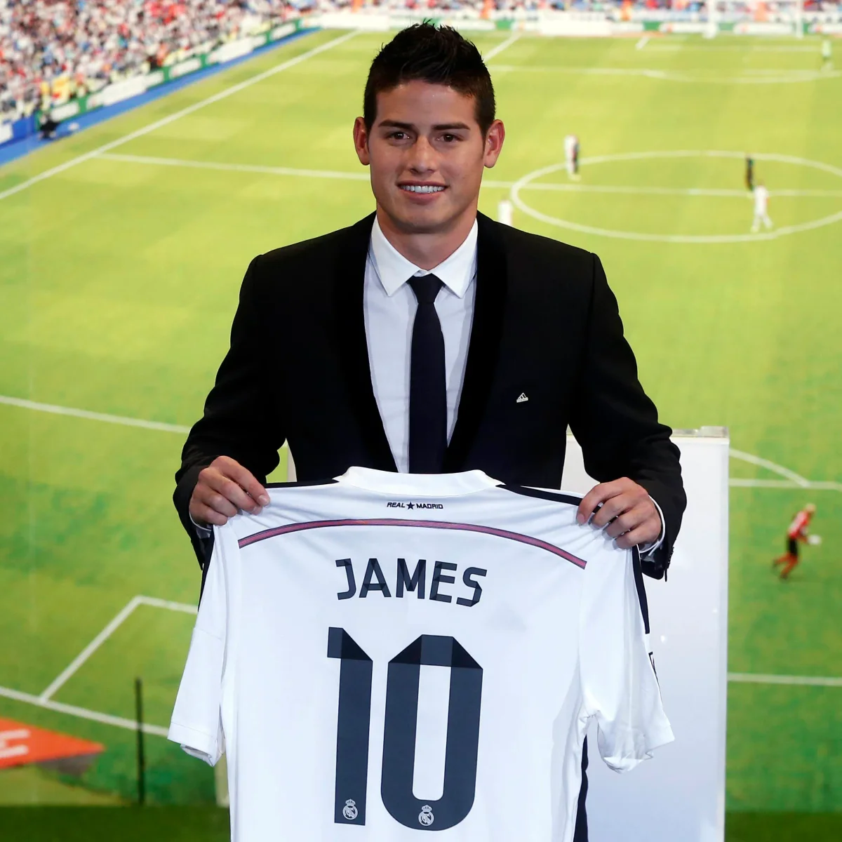 James Rodriguez sul Real Madrid: “Ecco come mi convinse Florentino Perez, rifiutai offerte superiori”