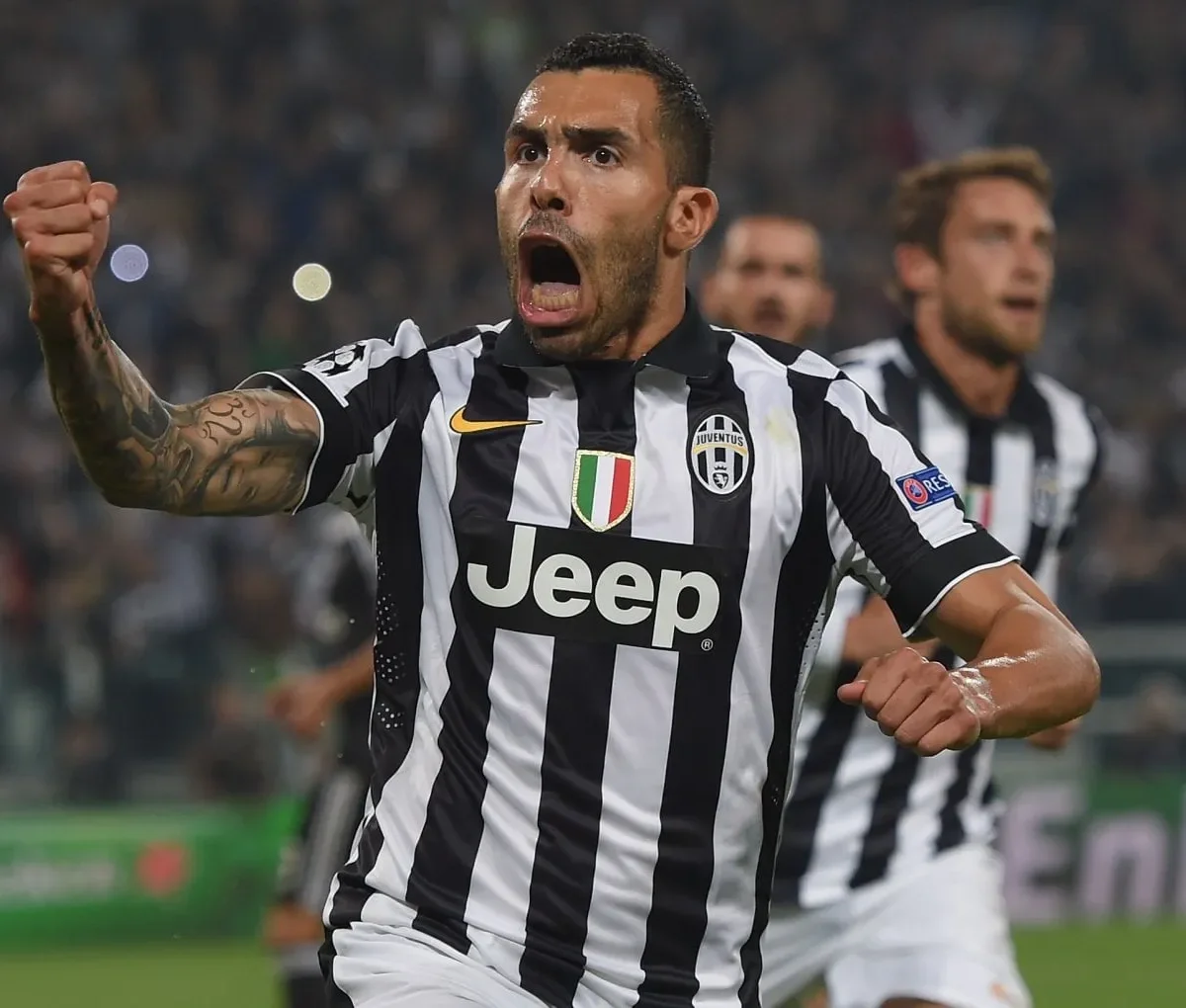 Tevez impressionato da Buffon: “Al primo allenamento faccia a faccia con lui, mi disse che…”