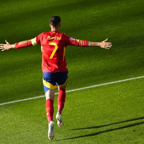 Spagna, clamoroso Morata: rischia di saltare la finale per 'colpa' di un addetto alla sicurezza