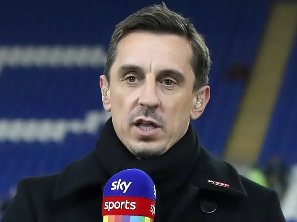 Neville attacca lo United e un giocatore: “Stipendio pazzesco, qualcuno doveva opporsi"
