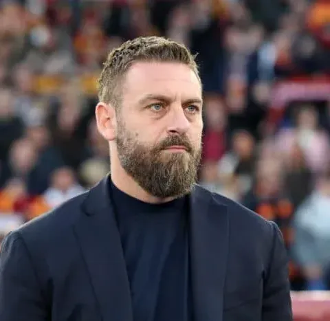 Roma, si pensa al post Dybala: De Rossi ha un sogno, la dirigenza invece...