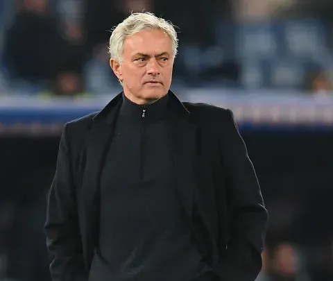Rio Ferdinand contro Mourinho: 'Non è più adatto per allenare in Europa, dovrebbe pensare...'