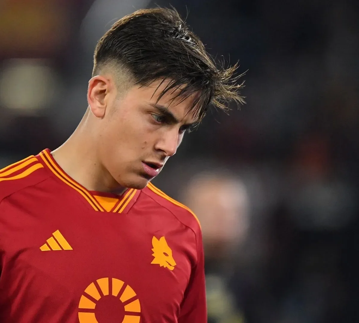 La Roma incontra Dybala, Abraham verso l’addio e De Rossi chiede un “italiano” all’estero