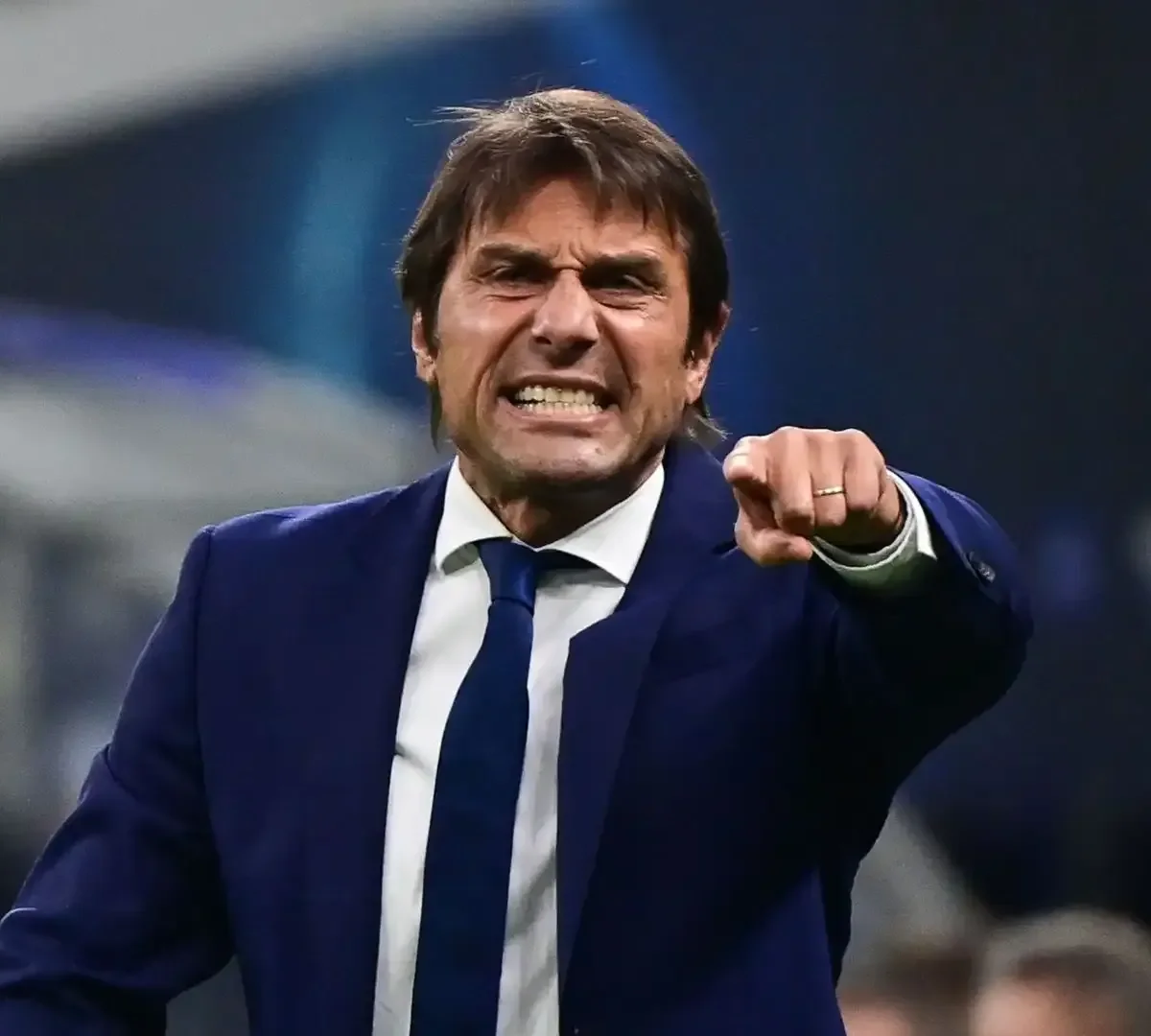 Napoli, in Spagna sicuri: Conte sfida il Milan per un talento...