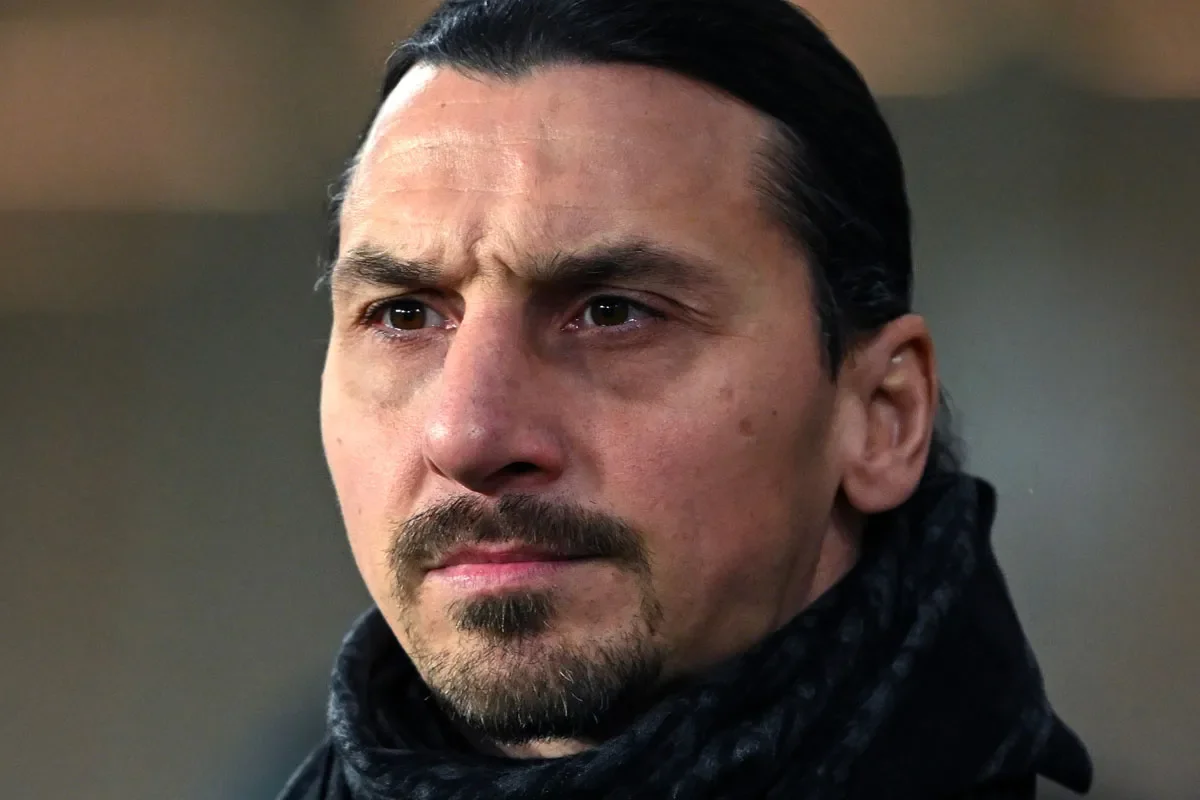 Milan, Ibra fischiato dai tifosi e poi quello striscione dalla curva…
