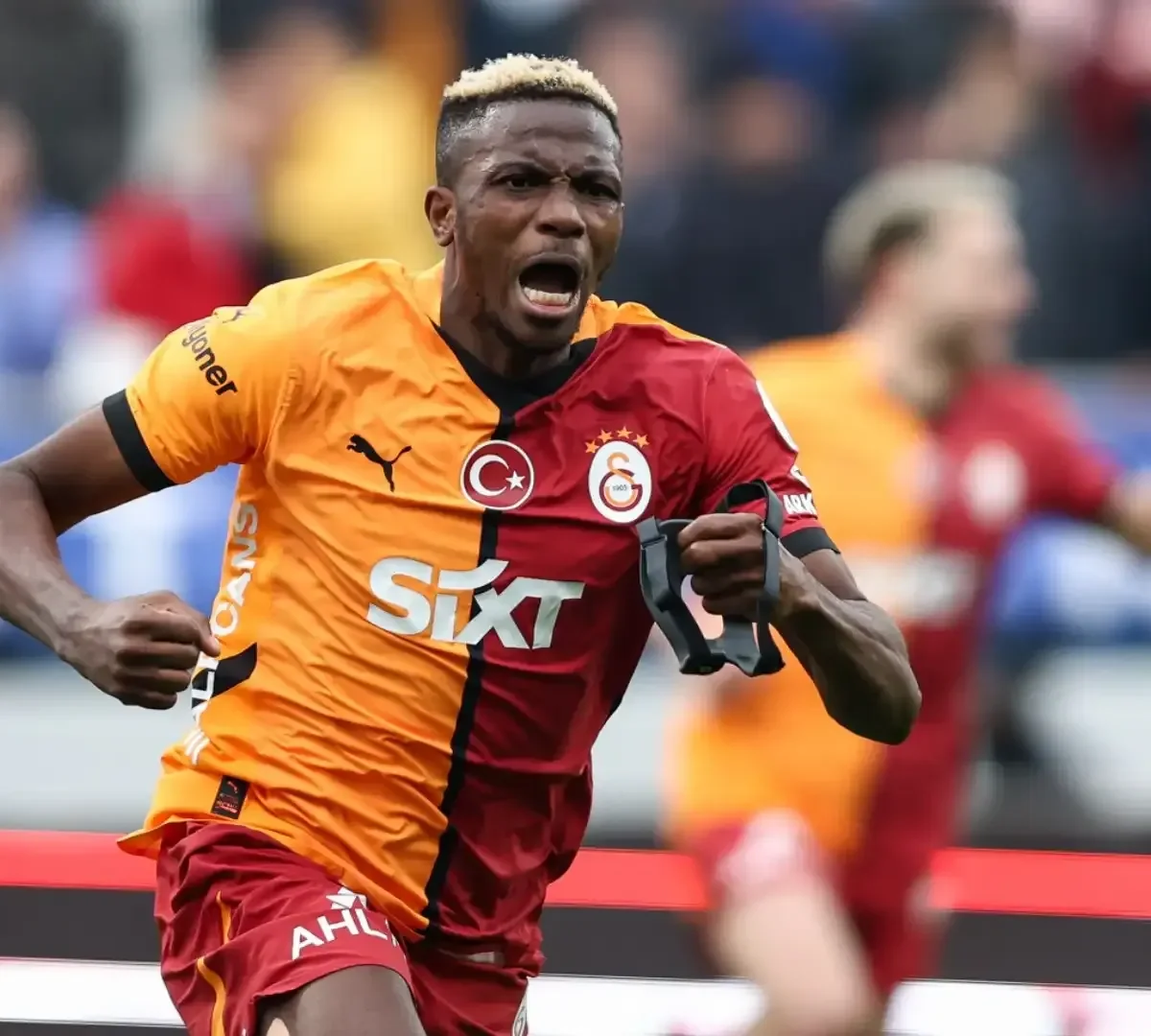 Calciomercato, Galatasaray accordo col Napoli per Osimhen, ma lui aspetta…