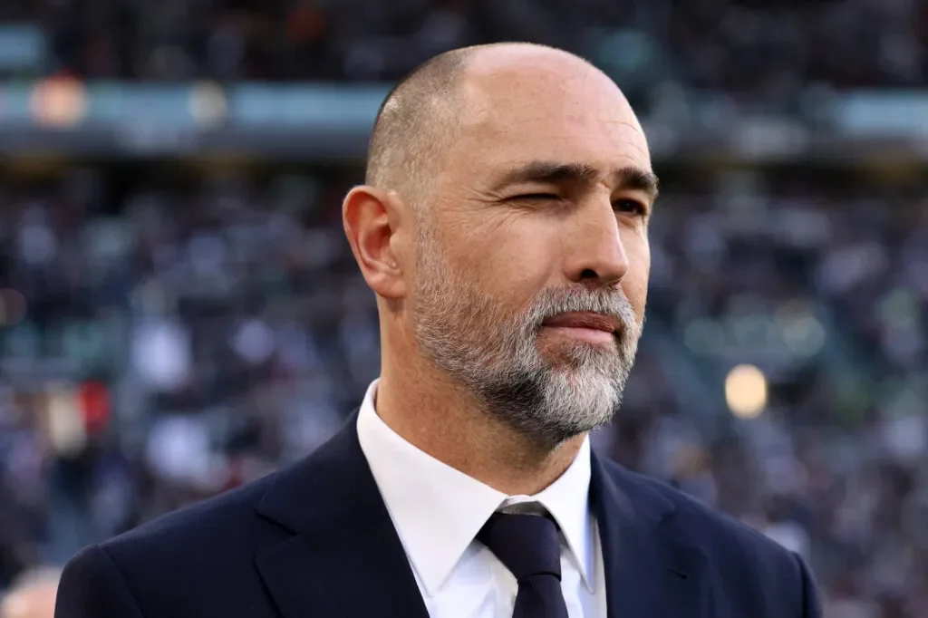 Calciomercato Juve, nuova idea in difesa: contatti con un ex Serie A
