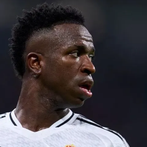 Clasico bollente, Vinicius vs Yamal: “Parli troppo, parli troppo…”