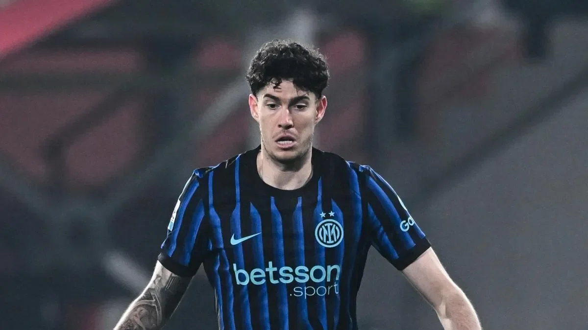 Inter, per il post Bastoni ci sono due profili in lista