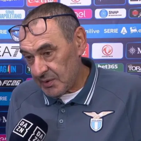 Sarri attacca ancora i vertici: “Tutti politici, nessuno esperto di calcio”