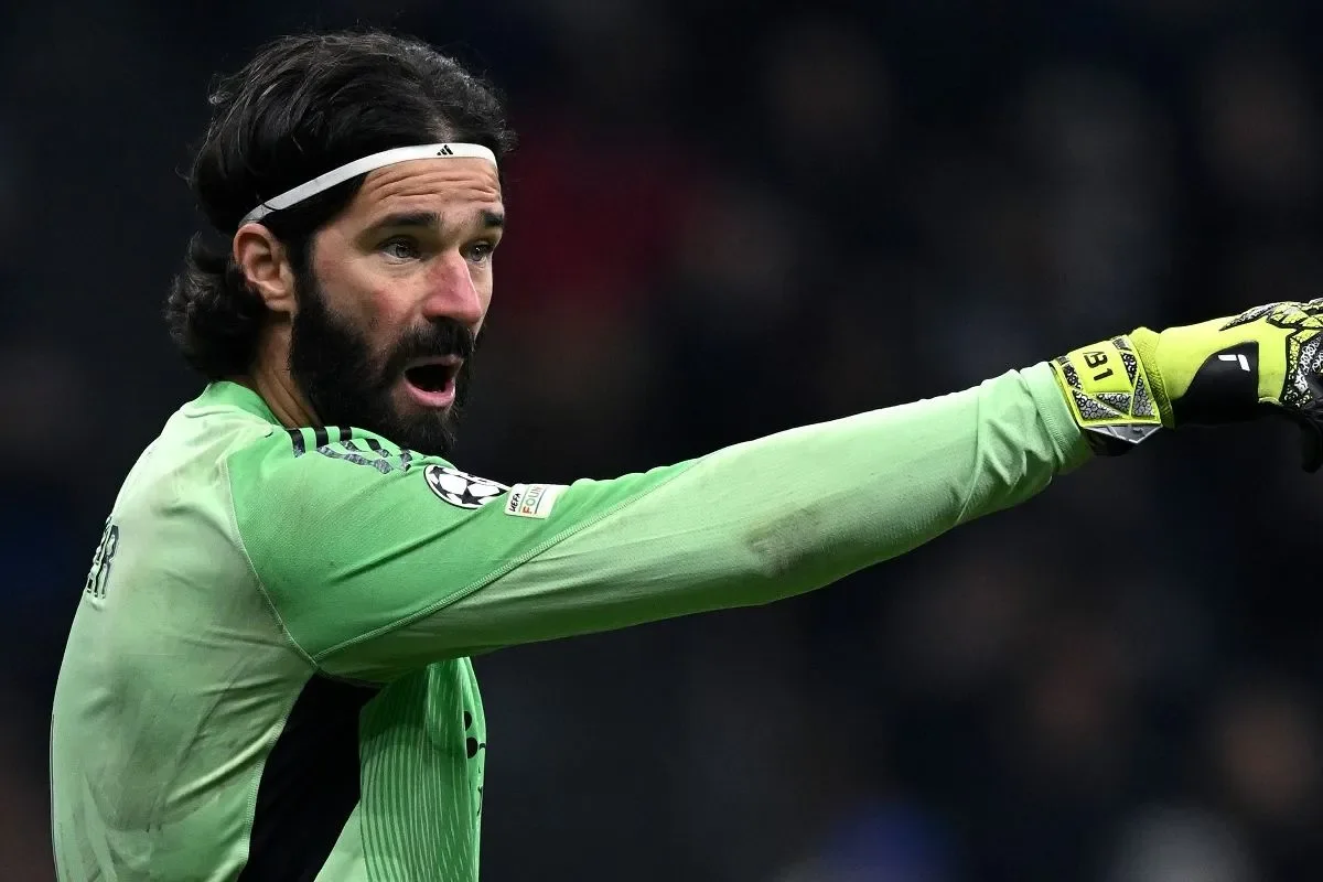 Juve – Alisson, prima offerta dei bianconeri: la situazione